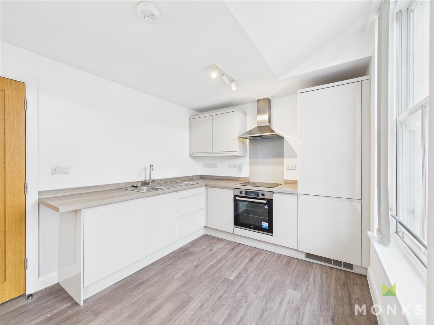 Apartment 3 5-9 Cross Street, Oswestry, SY11 2NF To Let